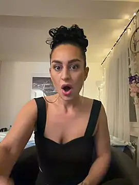 CurlyRouge online show from May 9, 11:08 pm
