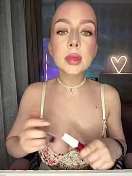 AlisaPearl online show from May 25, 5:44 pm