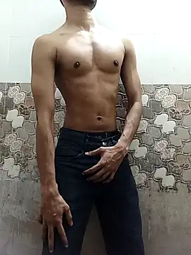 itsmemadhu2019 online show from May 22, 8:01 am
