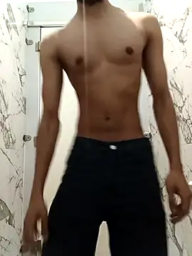 itsmemadhu2019 online show from May 3, 12:31 pm
