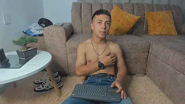 LeoVargasHot online show from April 24, 5:53 am