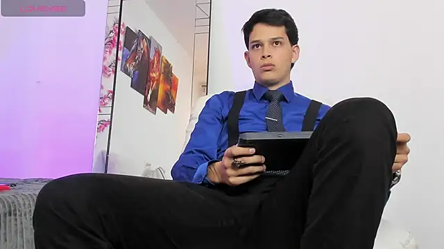 elijah stoone online show from April 15, 12:10 pm