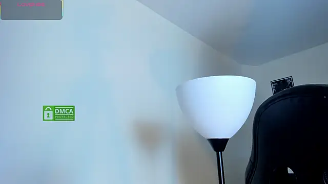 Ravenelle  online show from May 13, 11:45 pm