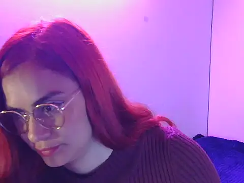 tinny emiily online show from April 28, 1:48 am