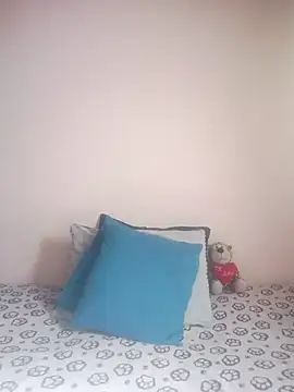 tinny emiily online show from April 22, 1:29 pm