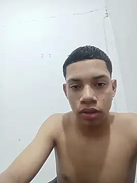 curious straight guy online show from April 24, 2:46 am