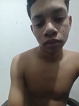 curious straight guy online show from May 24, 2:39 pm