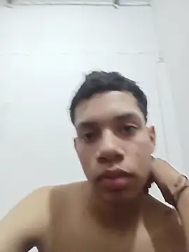 curious straight guy online show from May 14, 2:30 am