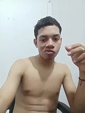 curious straight guy online show from May 16, 2:43 am