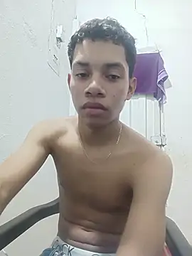 Snapshot of curious_straight_guy chatting on June 5, 1:54 am curious straight guy online show from June 5, 1:54 am