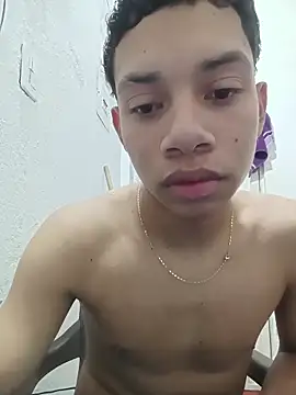 curious straight guy online show from June 3, 2:01 am