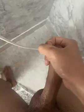 booolldd online show from April 14, 9:31 pm