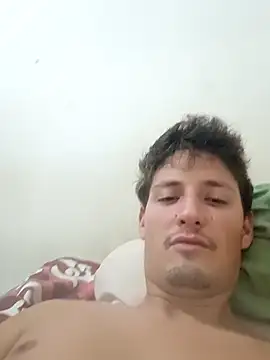 welltommy2001 online show from April 15, 2:50 am