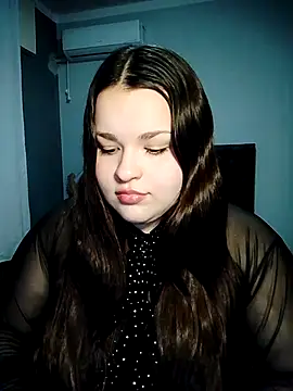 estrell4 online show from June 25, 1:14 am