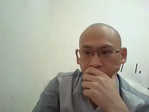 benly118 online show from April 21, 1:42 am