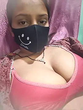 BaddieUnleashed online show from April 22, 9:32 pm