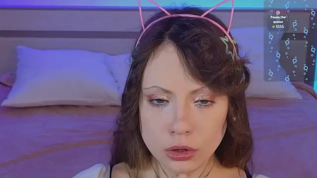 EricaMoonn online show from April 26, 10:23 am