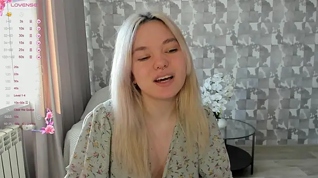 Anna Delon online show from April 23, 7:04 am