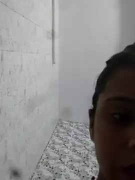 Snapshot of Alisha_Queen55 chatting on June 8, 4:29 pm Alisha Queen55 online show from June 8, 4:29 pm