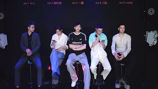 Gaogaoi-001 online show from April 14, 12:32 pm