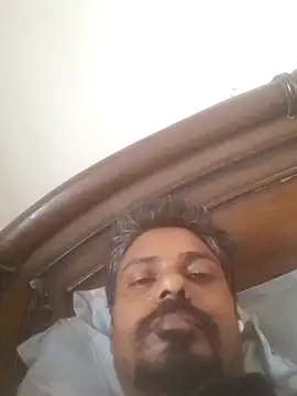 Snapshot of sk022 chatting on June 11, 2:33 am sk022 online show from June 11, 2:33 am