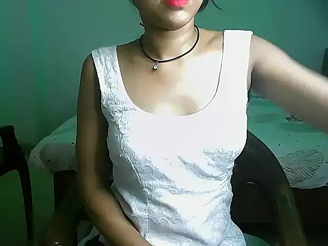 Snapshot of Dark_Fantasy02 chatting on July 17, 9:06 am Dark Fantasy02 online show from July 17, 9:06 am
