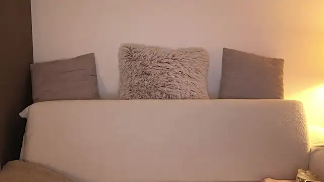 Sharon Red online show from February 28, 6:07 pm