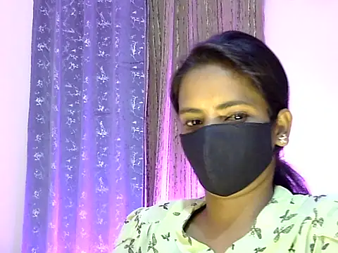 jiyasingh0 online show from May 9, 2:09 pm