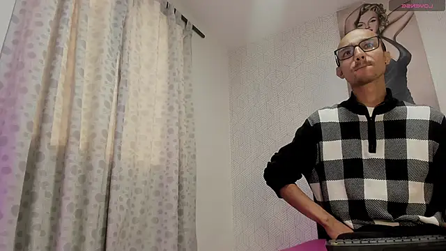 Oliver Goldberg online show from April 13, 2:10 pm