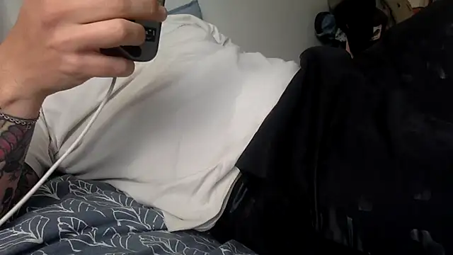 rollcharlie online show from April 14, 3:28 pm