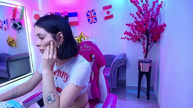 Patme queen online show from July 17, 7:11 pm