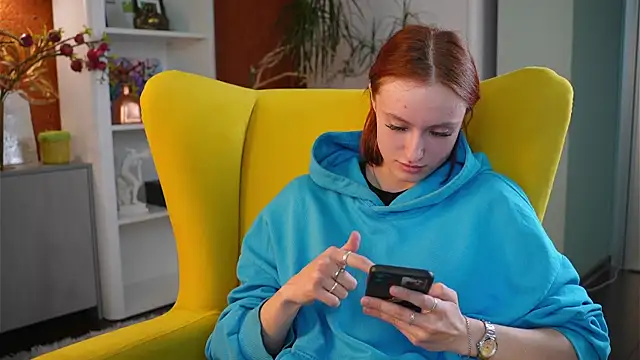 AlvaCatterton online show from April 14, 4:39 am