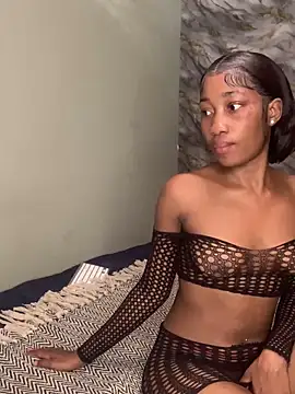 Petite BUNNYWORXXX online show from April 16, 9:04 pm