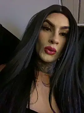 valen lewiiz online show from June 19, 11:05 am