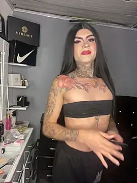 valen lewiiz online show from April 30, 1:45 am