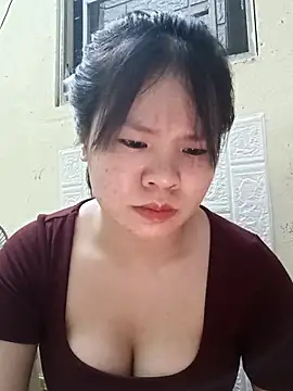 Snapshot of Seraphinahh chatting on April 22, 4:03 pm Seraphinahh online show from April 22, 4:03 pm