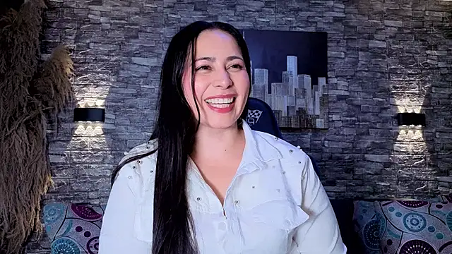 Snapshot of valeriavg chatting on May 1, 11:15 am valeriavg online show from May 1, 11:15 am