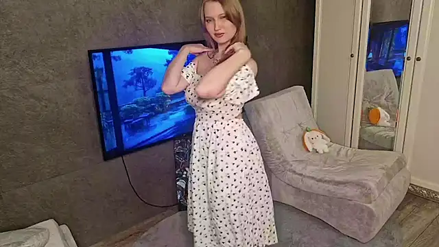 Snapshot of Gloria_Smithh chatting on May 5, 4:54 pm Gloria Smithh online show from May 5, 4:54 pm