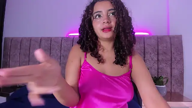 Dahlia rossee online show from May 29, 7:42 pm