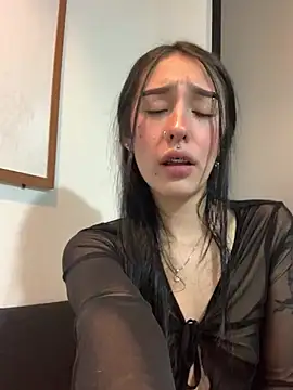 NickieCute- online show from April 16, 9:50 pm