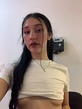 NickieCute- online show from April 28, 10:14 pm