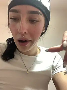 NickieCute- online show from April 15, 7:29 pm