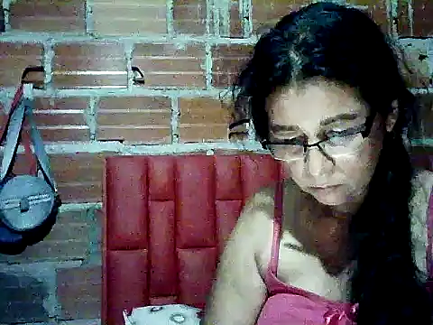 lola teem online show from April 16, 5:41 am