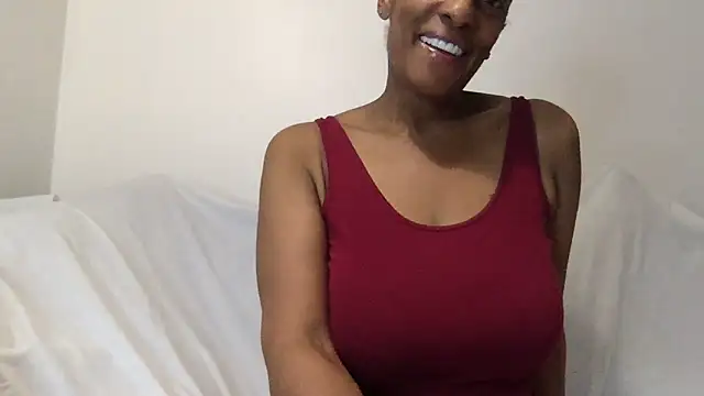 ThatNanNextDoor online show from April 16, 9:39 pm