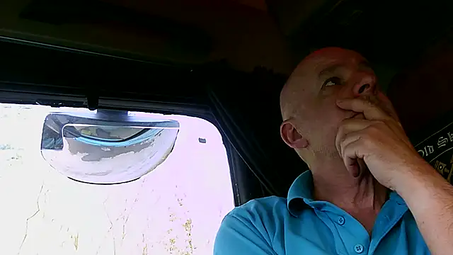 mannohmann5 online show from April 16, 5:14 pm