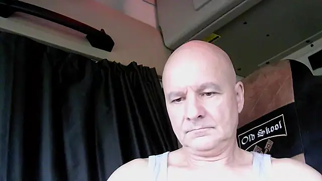 mannohmann5 online show from April 14, 6:02 pm