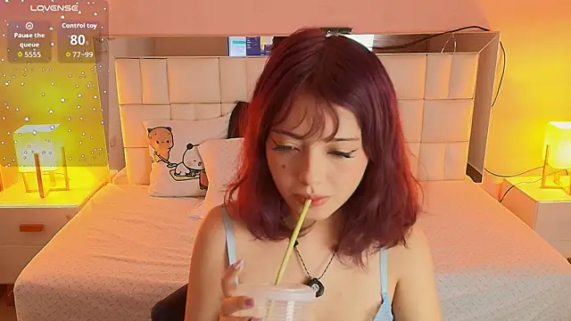 lily reeds online show from May 26, 12:47 pm