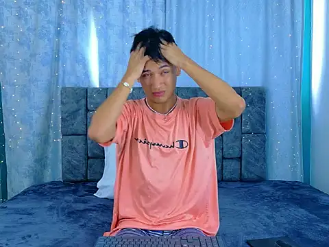 IhanKing online show from April 20, 7:26 pm