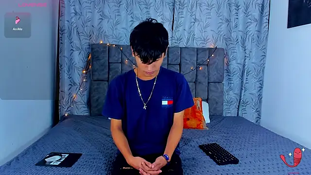 Snapshot of IhanKing chatting on June 15, 7:02 pm IhanKing online show from June 15, 7:02 pm