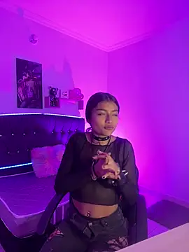 AMY 0317 online show from April 22, 3:52 pm